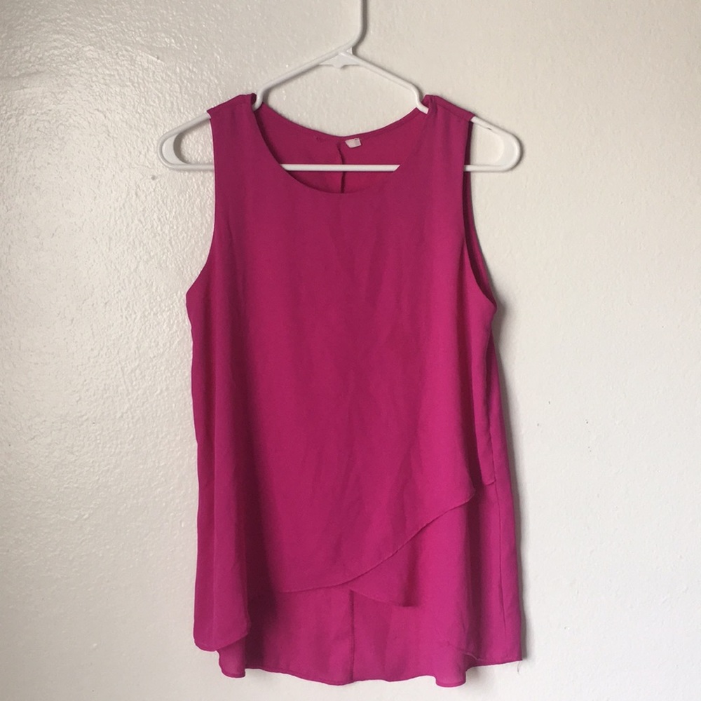 $6 clean out NORDSTROM FUSCHIA PINK SLEEVELESS CHIFFON TOP